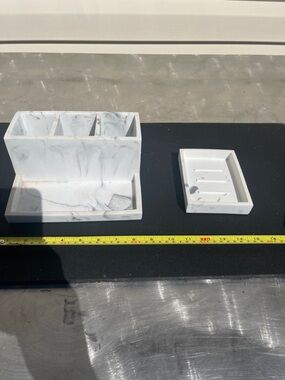 Bino toothbrush soap Bathroom Organizer Set - White with Gray Veining